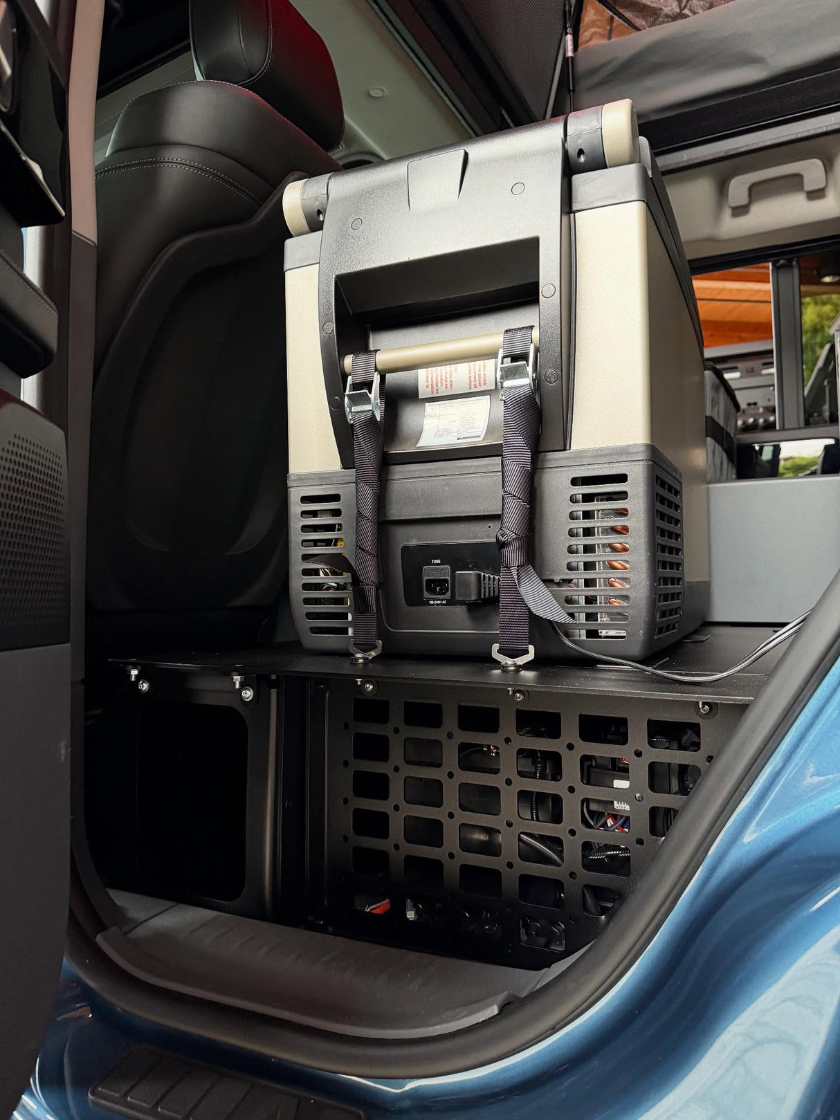 Buzz Smart Floor Half Kit - Rear Seat Delete