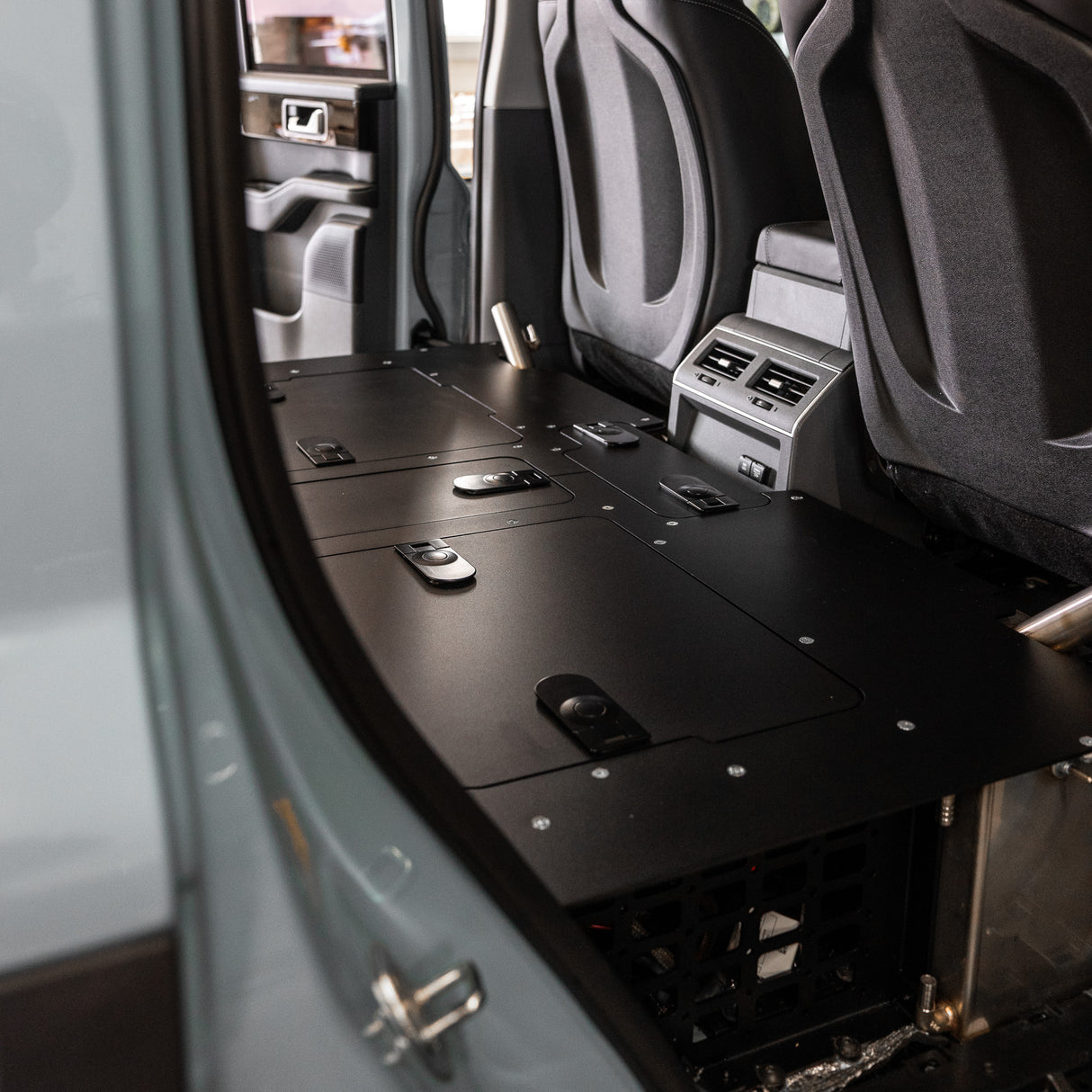 Buzz Smart Floor - Rear Seat Delete